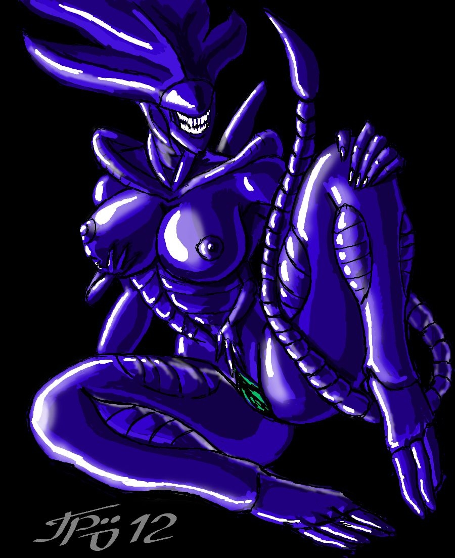 Fem Xenomorph Collection 33