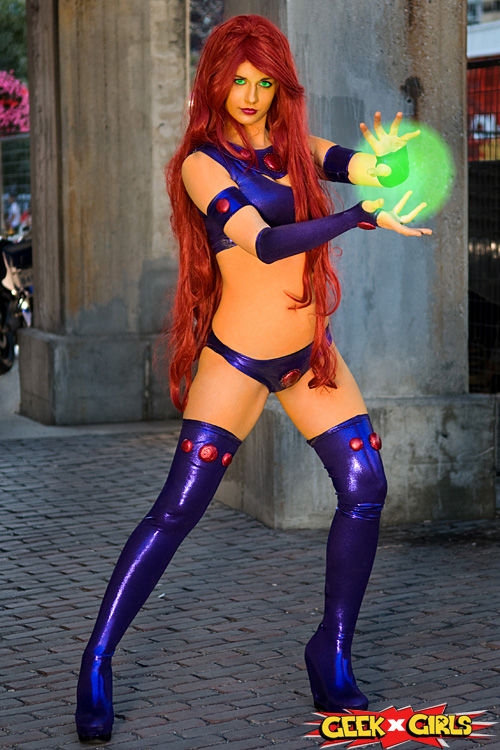 Starfire by PureLight Cosplay 36