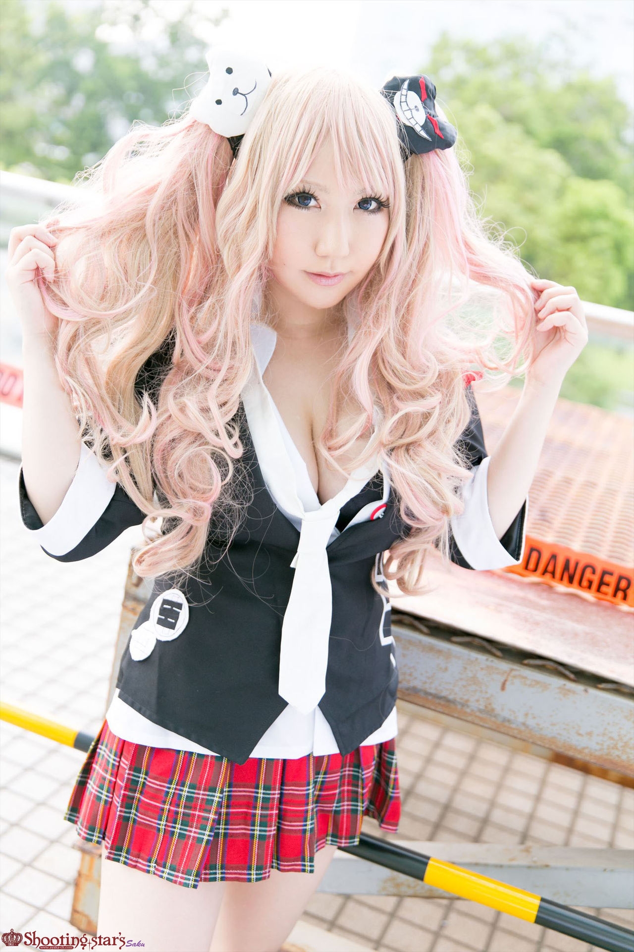 Shooting Star's (SAKU)  - Despair (Dangan Ronpa) 110