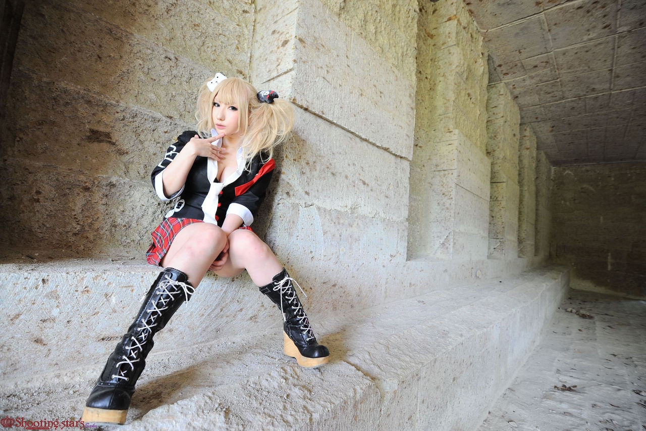 Shooting Star's (SAKU)  - Despair (Dangan Ronpa) 123