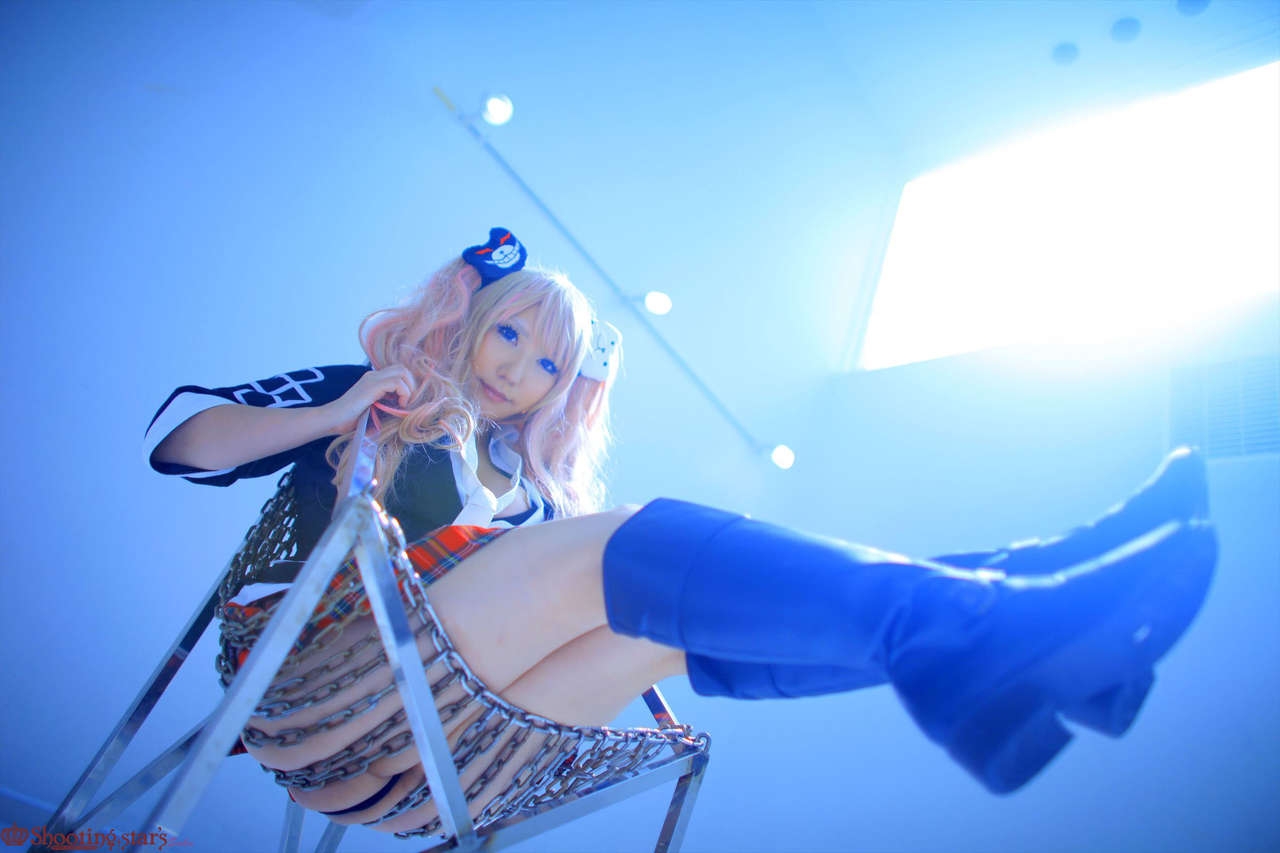 Shooting Star's (SAKU)  - Despair (Dangan Ronpa) 31