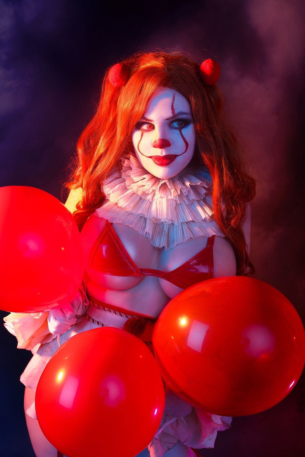 Alice Cosplay - Pennywise 10