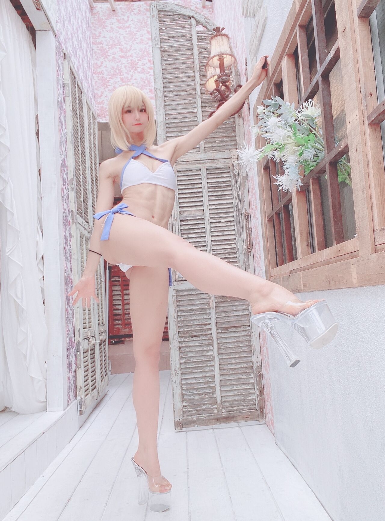 [Yanagimaru] 50 Photo Arturia Swimsuits and [Free Release] Photo Session Model 22