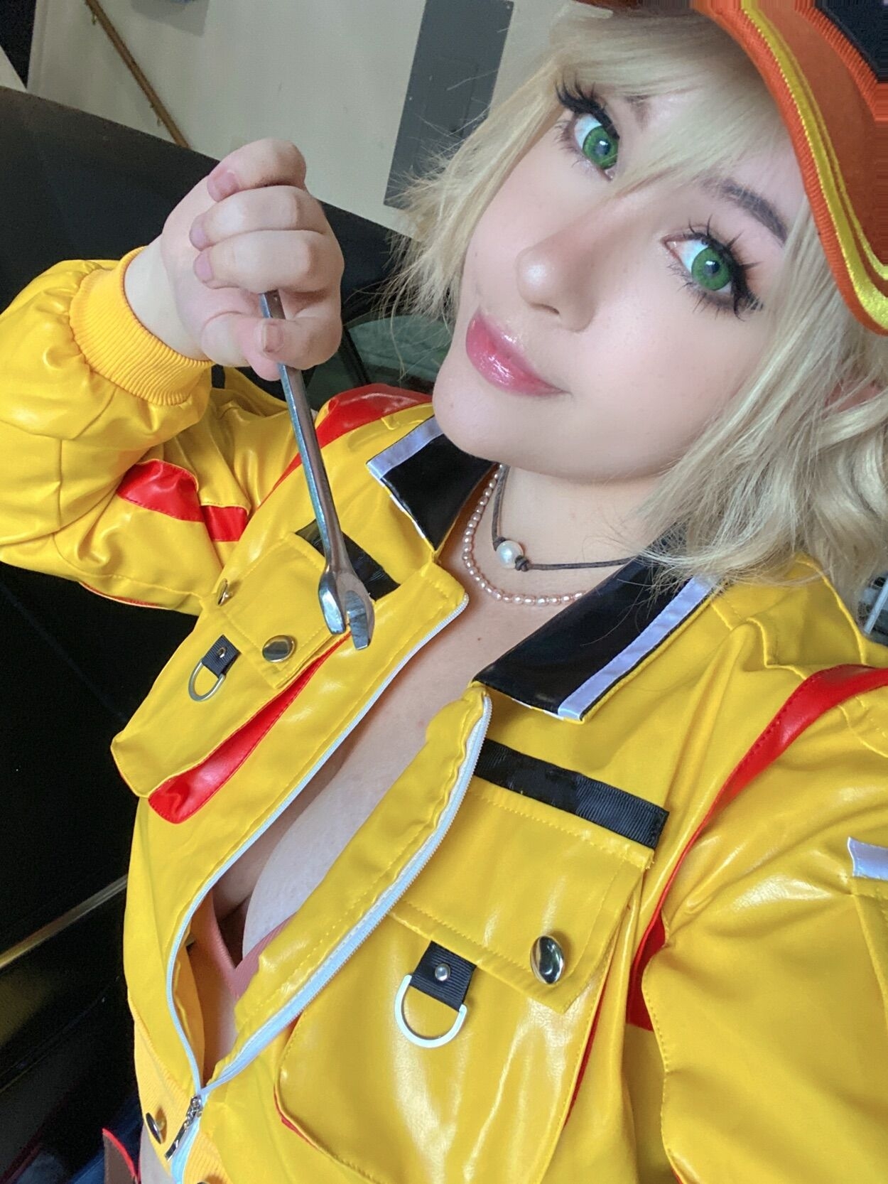 Junkenstein - Cindy 84