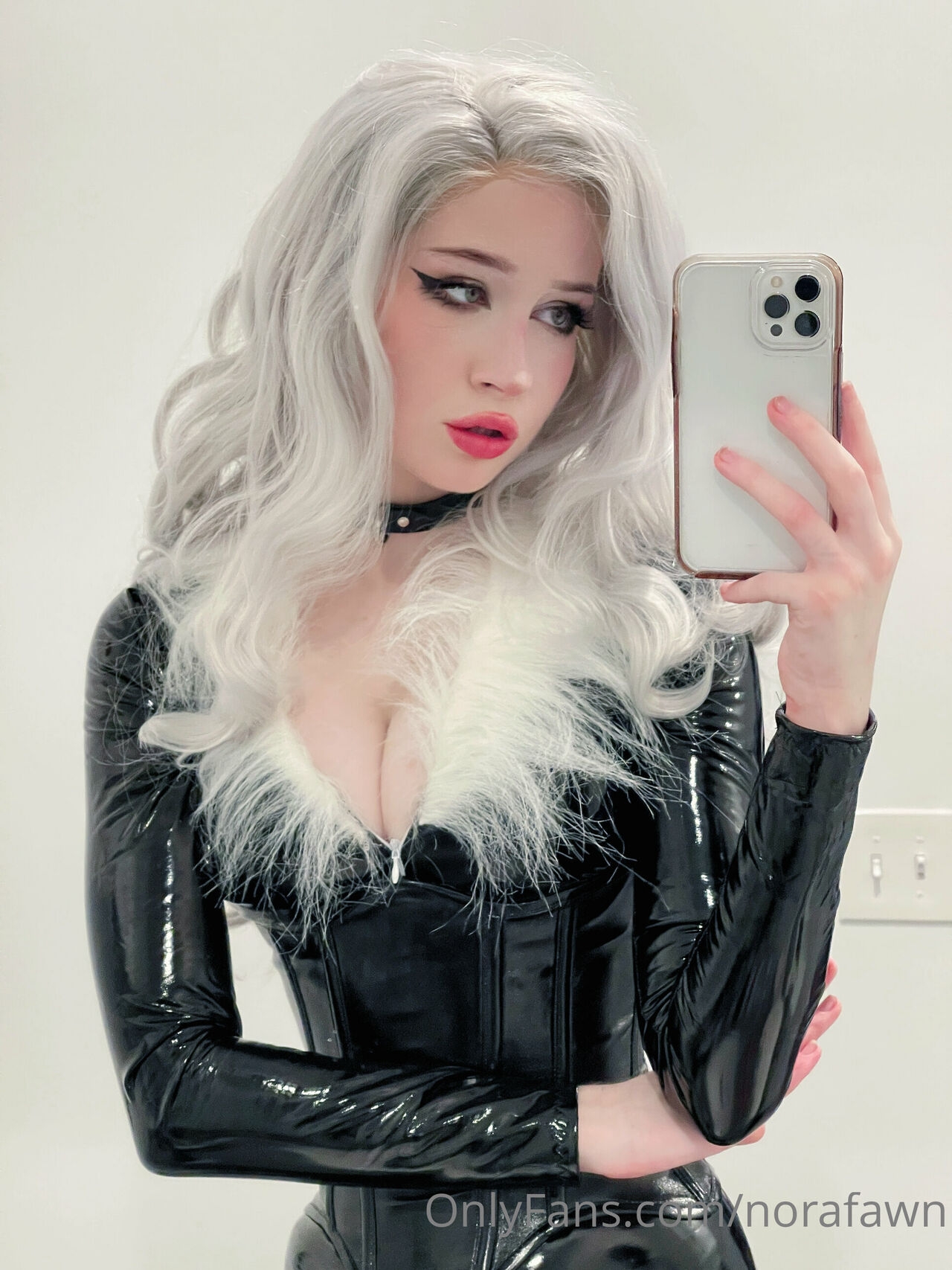 Nora Fawn - Black Cat 13