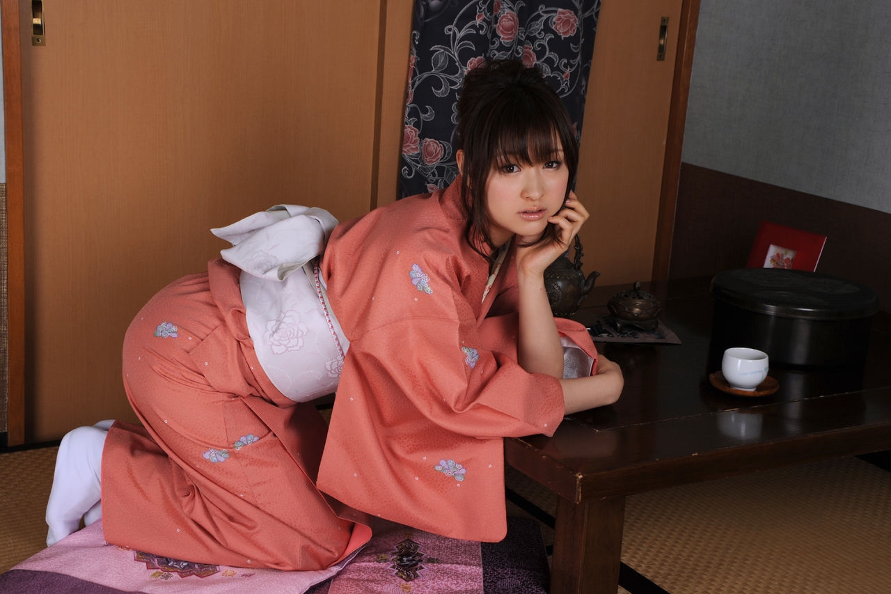 X-City Juicy Honey Kimono18 Yukiko Suou 9