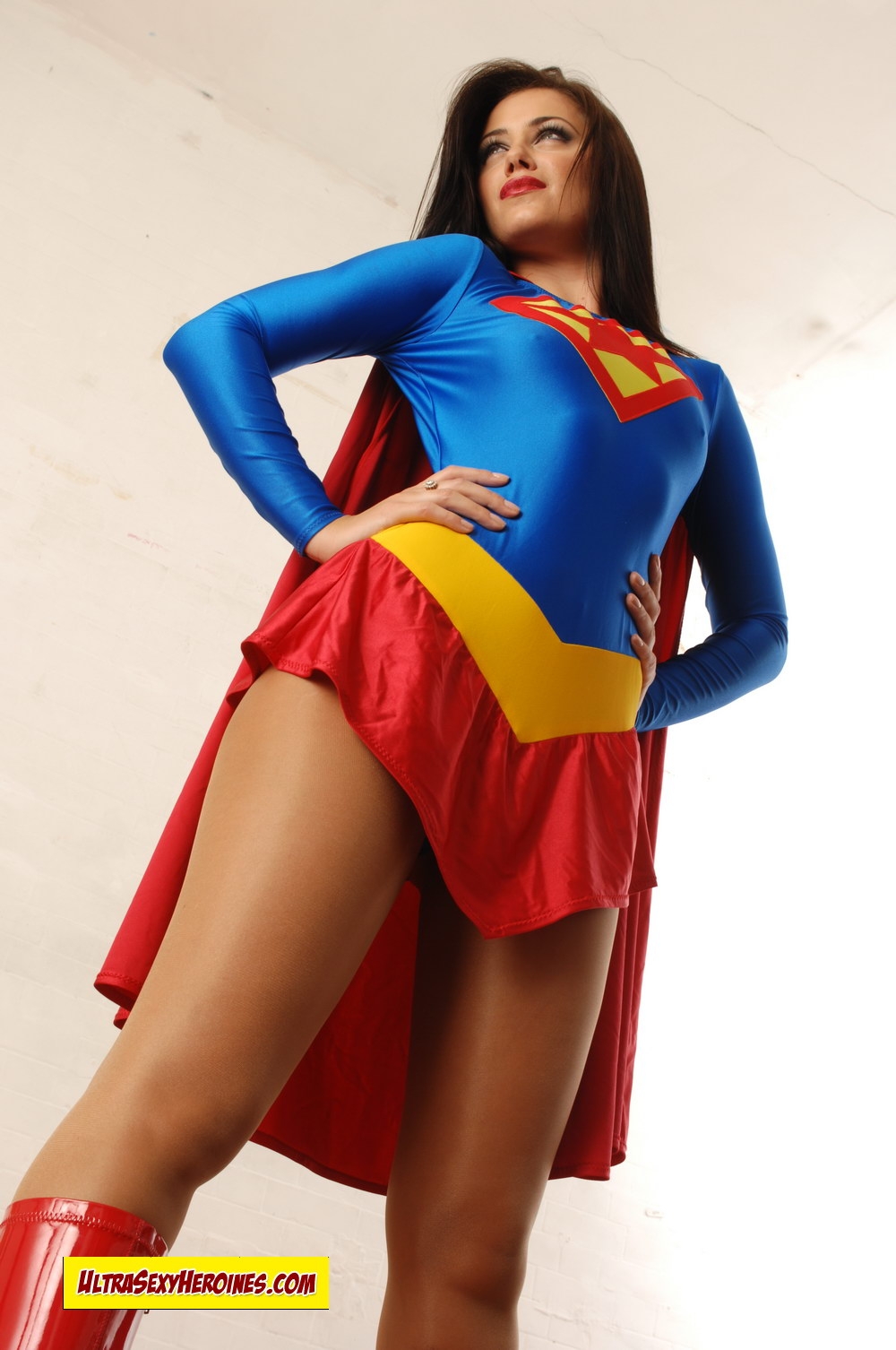 [UltraSexyHeroines] Super Heroine Cosplay Nude - Holly 72