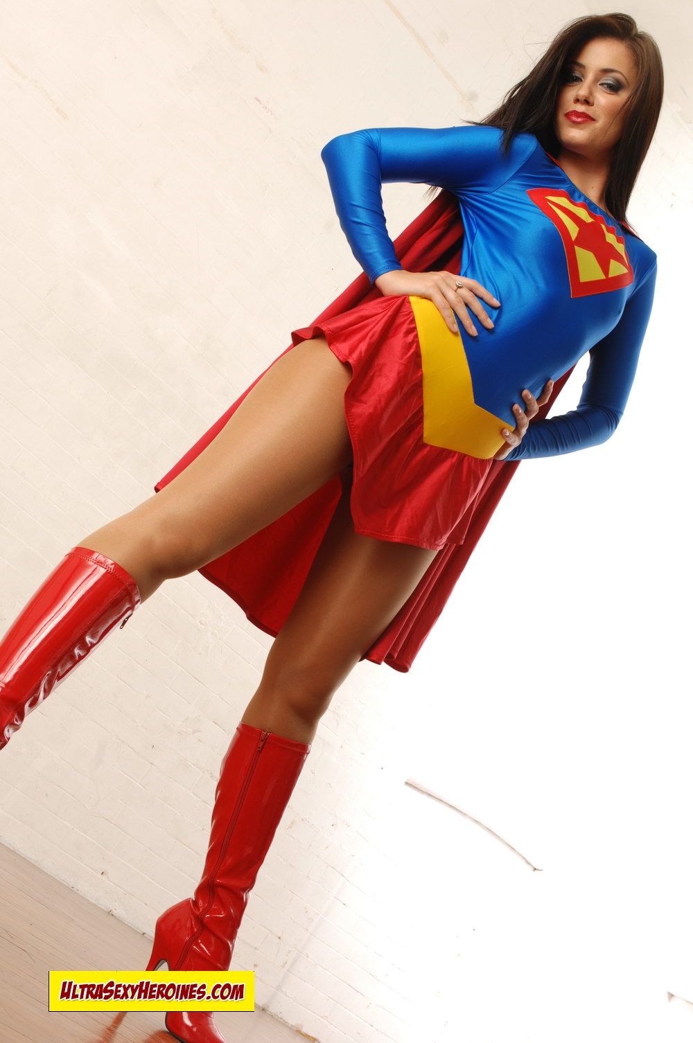 [UltraSexyHeroines] Super Heroine Cosplay Nude - Holly 74