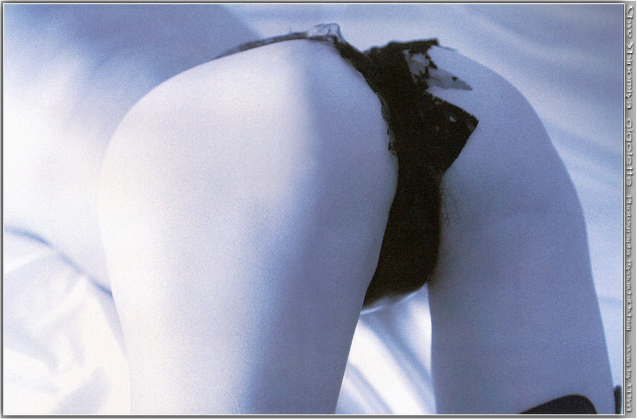 Chise Shinomiya's Gigolette (1995) photobook 56