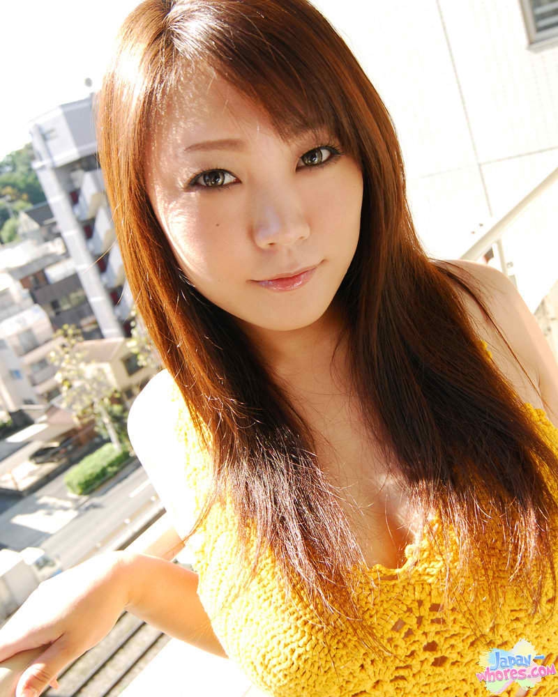 Hinata Komine - Yellow Top 1