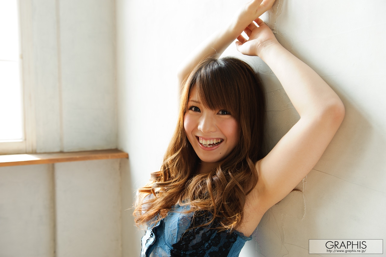 [Graphis] First Gravure No.109 Yui Hinata 33