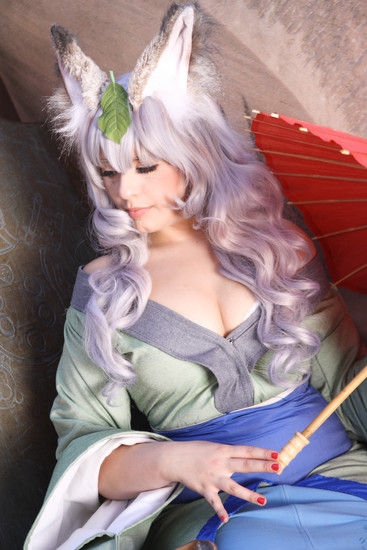 Cute/Busty Cosplayer 142