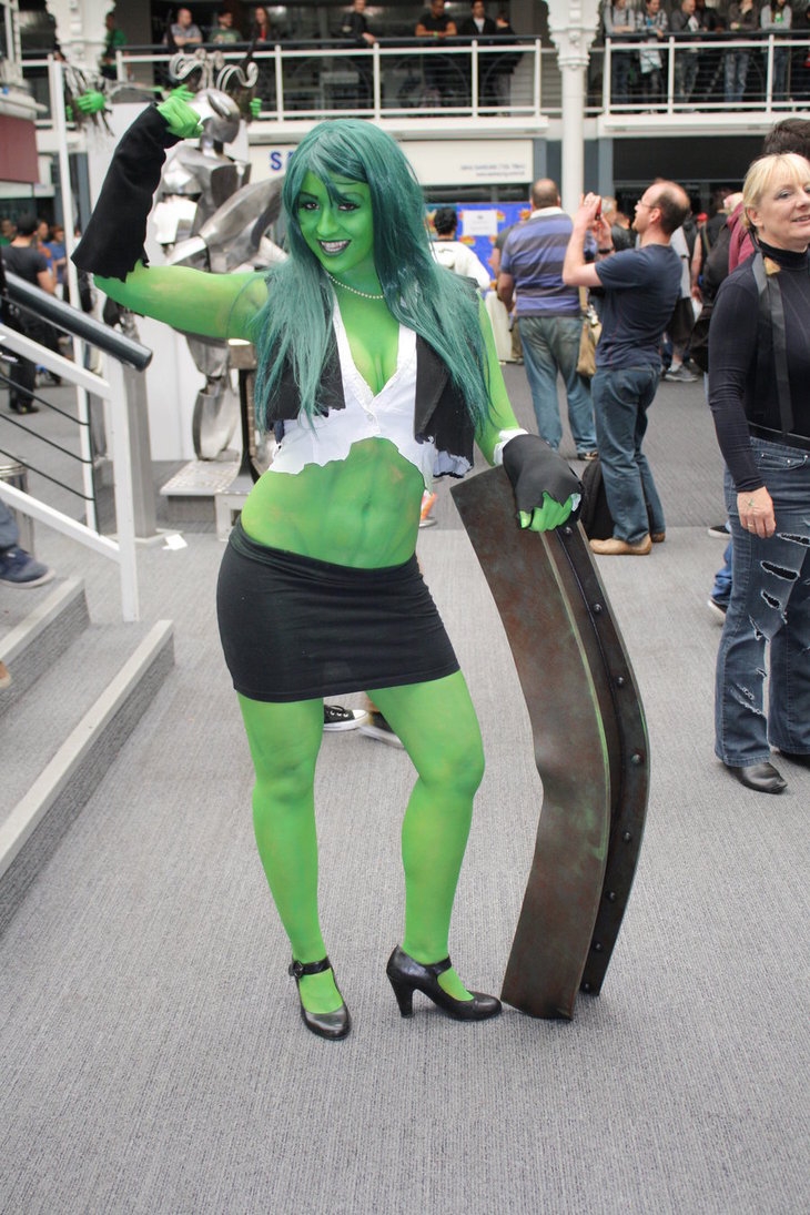 She-Hulk (cosplay) 9