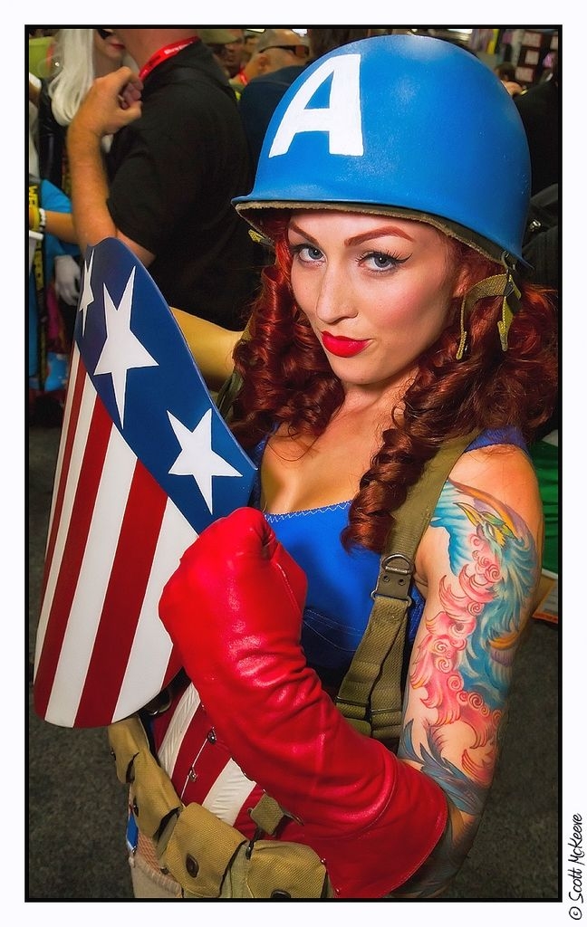 Captain America : female version (cosplay) 15