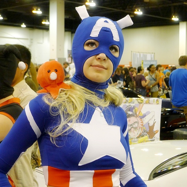 Captain America : female version (cosplay) 26