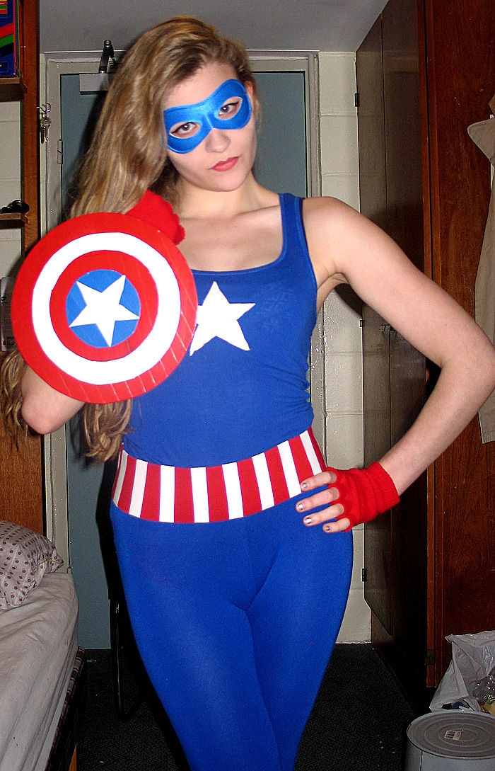Captain America : female version (cosplay) 30