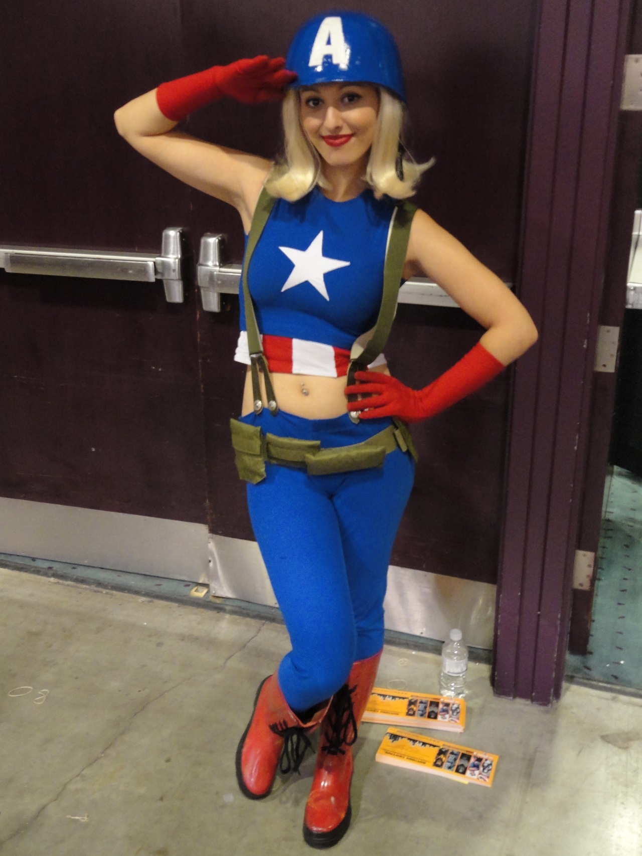 Captain America : female version (cosplay) 55