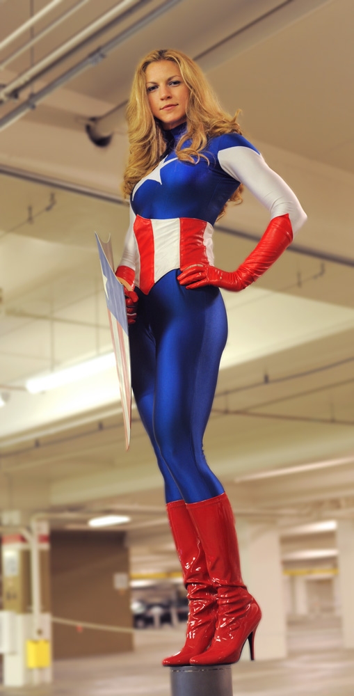 Captain America : female version (cosplay) 60