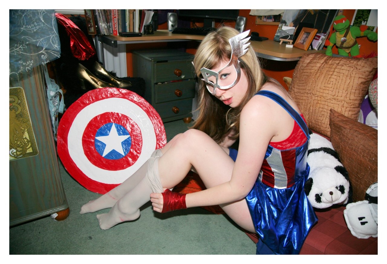 Captain America : female version (cosplay) 63