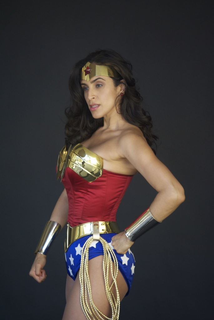 Essential Wonder Woman Cosplay 16