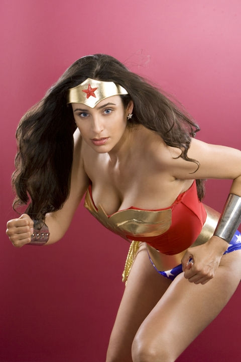 Essential Wonder Woman Cosplay 42