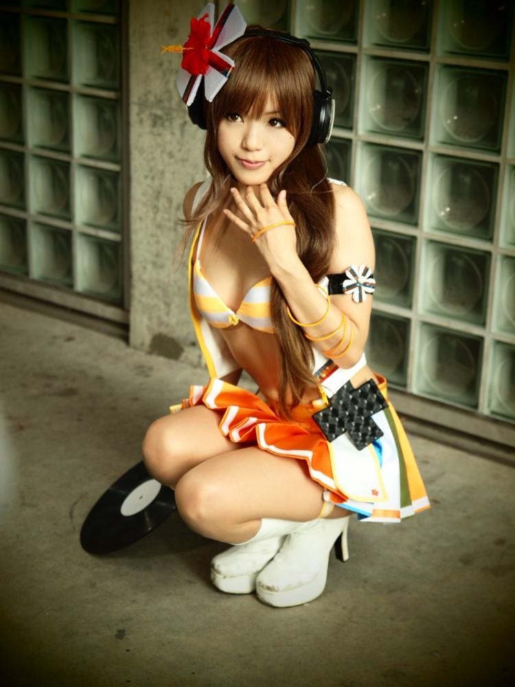 Iroha Umegiri (Beatmania IIDX 18 Resort Anthem) cosplay by Kipi! 10
