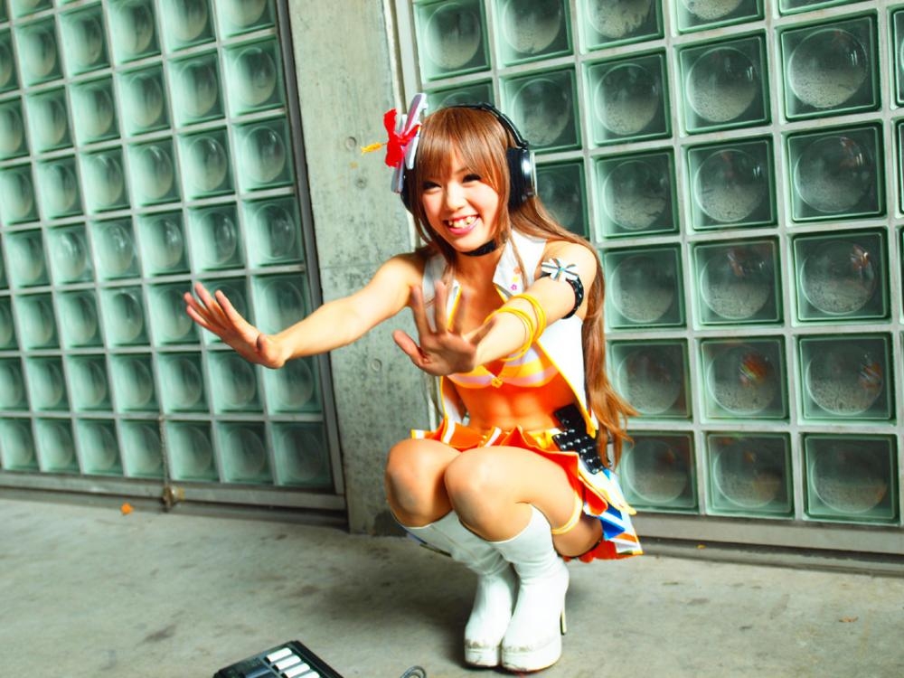 Iroha Umegiri (Beatmania IIDX 18 Resort Anthem) cosplay by Kipi! 18
