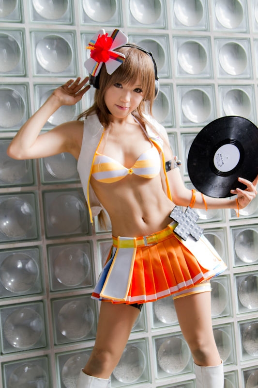 Iroha Umegiri (Beatmania IIDX 18 Resort Anthem) cosplay by Kipi! 2