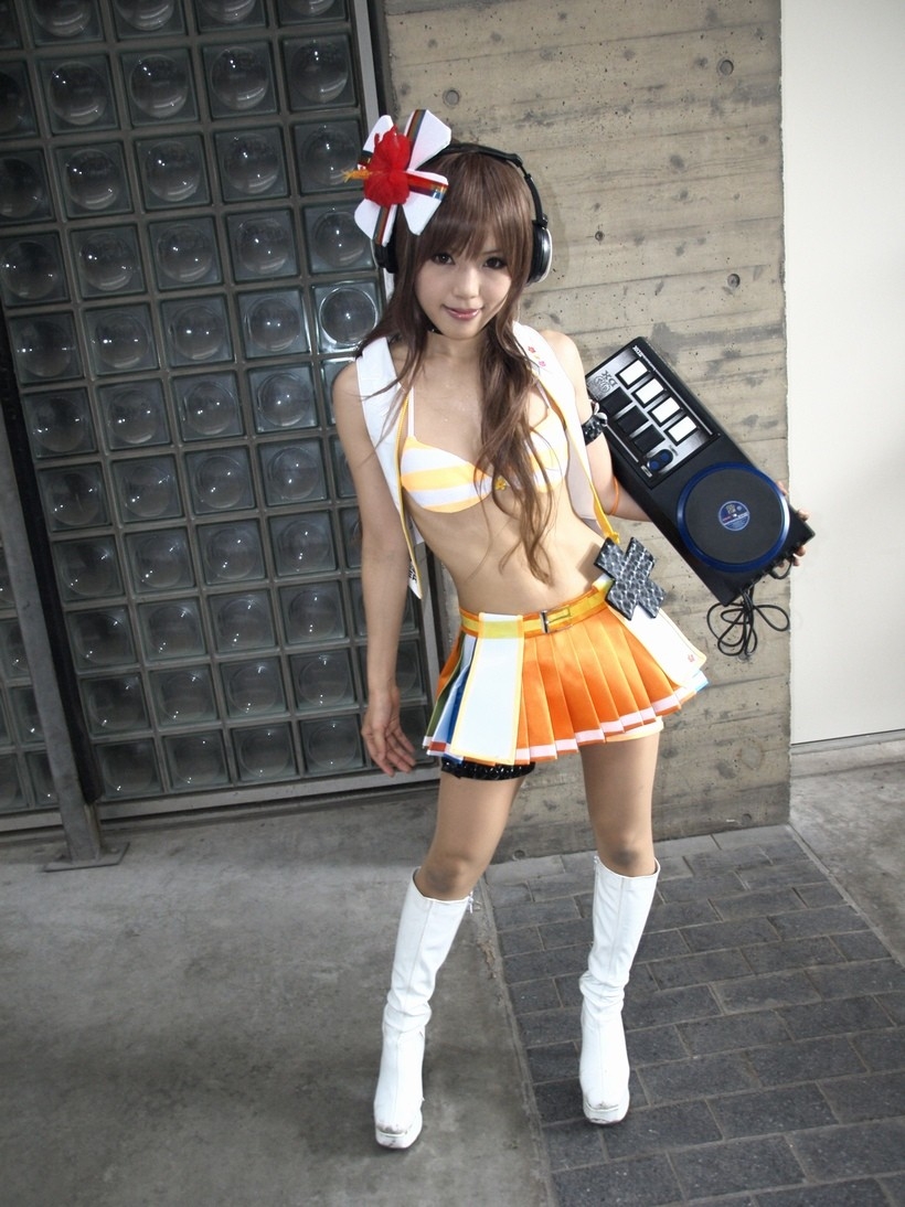 Iroha Umegiri (Beatmania IIDX 18 Resort Anthem) cosplay by Kipi! 32