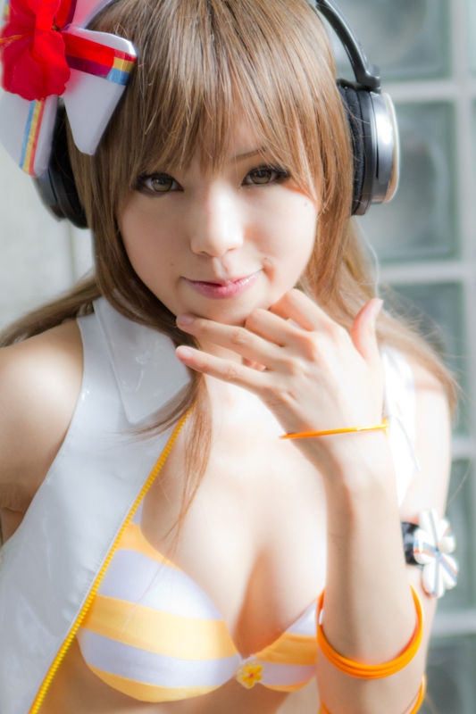 Iroha Umegiri (Beatmania IIDX 18 Resort Anthem) cosplay by Kipi! 4