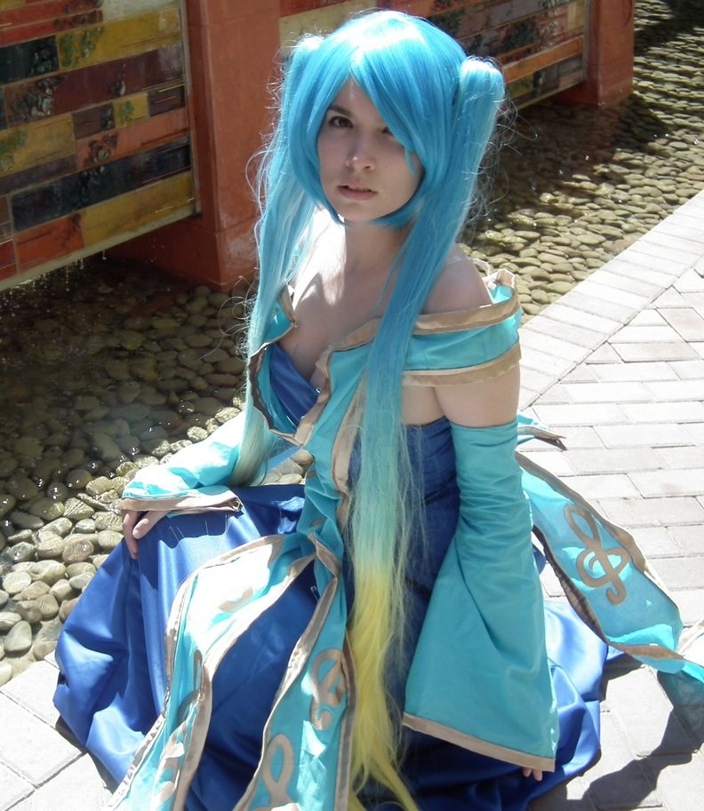 Best Sona Cosplay Collection UPDATE: 03/09/2004 102