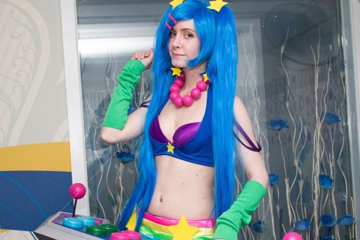 Best Sona Cosplay Collection UPDATE: 03/09/2004 168