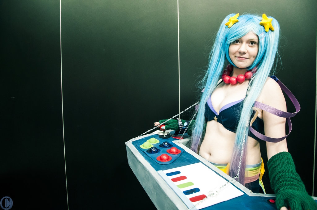 Best Sona Cosplay Collection UPDATE: 03/09/2004 173
