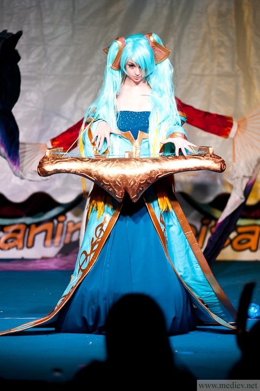 Best Sona Cosplay Collection UPDATE: 03/09/2004 182