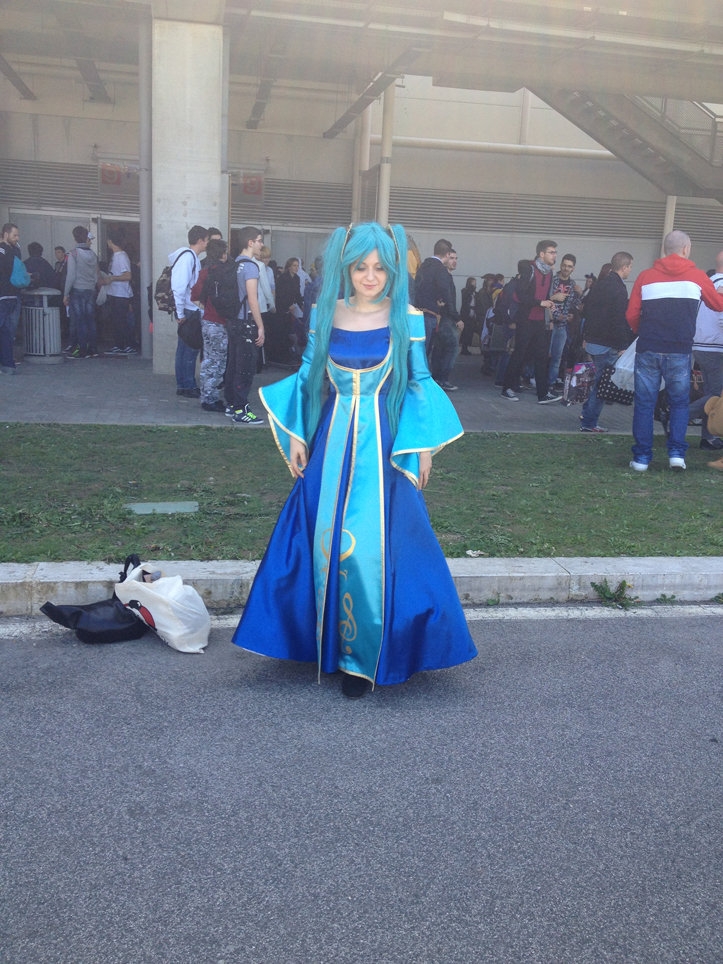 Best Sona Cosplay Collection UPDATE: 03/09/2004 189