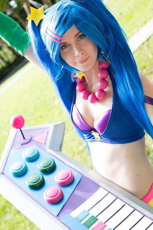 Best Sona Cosplay Collection UPDATE: 03/09/2004 23