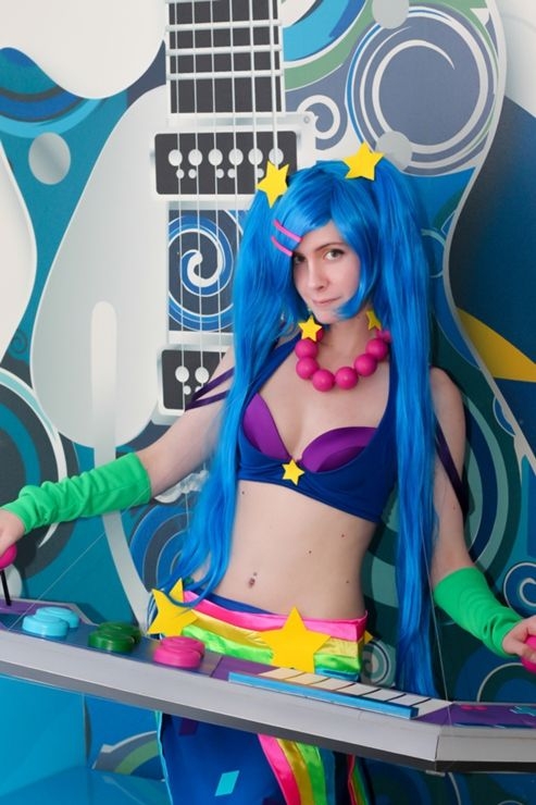 Best Sona Cosplay Collection UPDATE: 03/09/2004 48