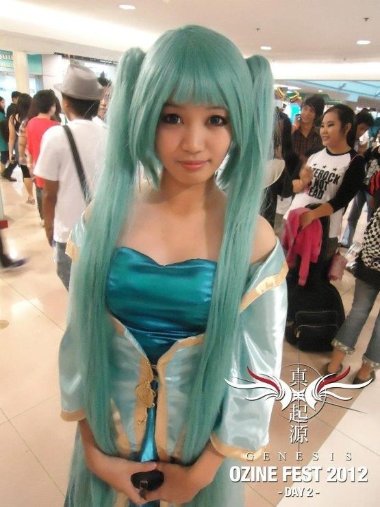 Best Sona Cosplay Collection UPDATE: 03/09/2004 63