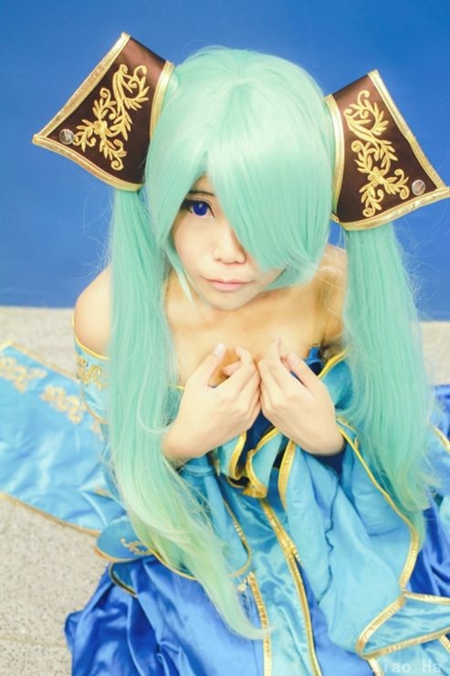 Best Sona Cosplay Collection UPDATE: 03/09/2004 91