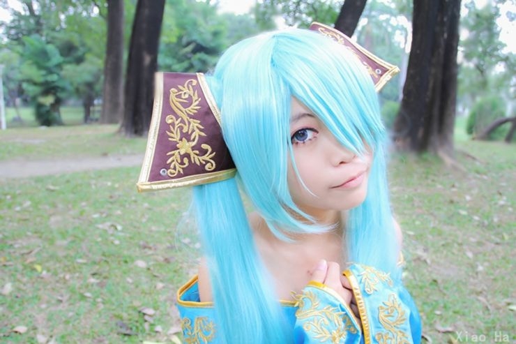 Best Sona Cosplay Collection UPDATE: 03/09/2004 95