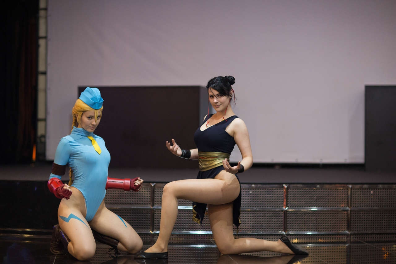 Chun-Li & Cammy MFA 2014 Cosplay! 4